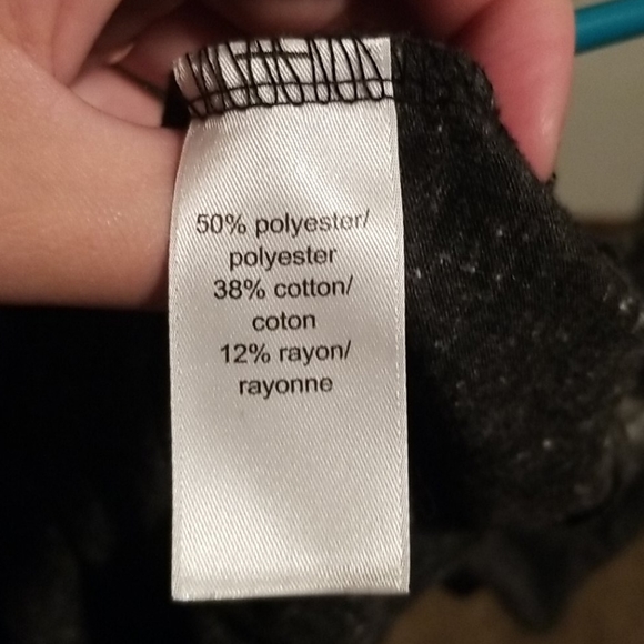 Maurices Gray Rose Short Sleeve Shirt - Picture 4 of 4